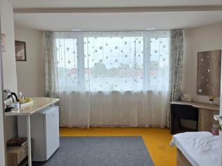 MA DONNA rooms - Floreşti - 8