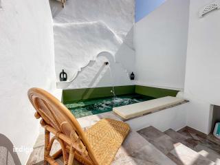 Designer Styled Townhouse with Pool DOM01 - Ayamonte - 9