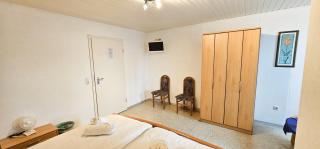 Pension Goldene Mitte - Groß-Zimmern - 2