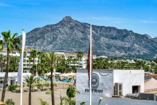 3095 Elegant Beachside Apartment in Puerto Banus - Marbella - 4