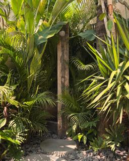Villa Allany - Modern 2BR Tropical Hideaway Private Pool - Seminyak - 4