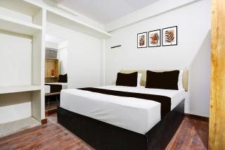 Hotel O George Town - Colonelganj - 0