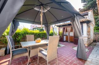 Guesthouse VillaIstra - 6