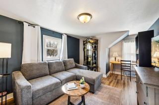 Cozy Loft | Dog Friendly + Off-Boat Parking - Sturgeon Bay - 9