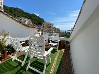 Coastal Two Bedroom Comfort - Budva - 0
