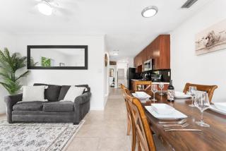 Cozy 2BR Oasis near Las Olas - Fort Lauderdale - 9
