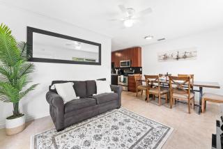 Cozy 2BR Oasis near Las Olas - Fort Lauderdale - 0