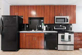 Cozy 2BR Oasis near Las Olas - Fort Lauderdale - 6