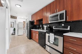 Cozy 2BR Oasis near Las Olas - Fort Lauderdale - 7