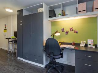Student Only Accommodation - Crescent Place in Southampton - Southampton - 2