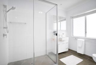 Palm Cove Studio Apartments - 6