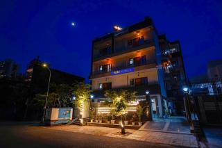 FabHotel Divine & Banquet - Noida - 0