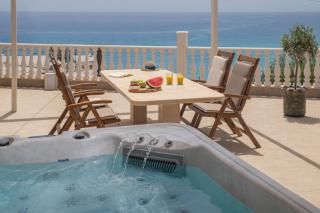 Posto Serene with Jacuzzi - Tsoutsouros - 0