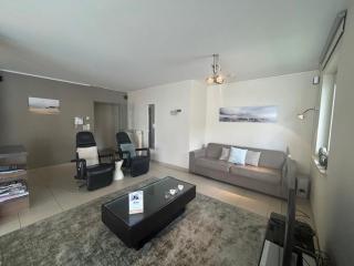 Amena 0101 - 2 bedrooms 6p - sunny located and 5 steps from the sea - with garage - 8