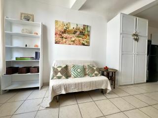 Miky - SCLS Locations - Cannes - 6