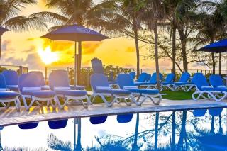 Luxury Top-Level Oasis - Oceanfront Views & Resort Perks - 4