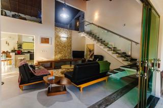 Casa c/ piscina e churrasqueira a 100m da praia - 9