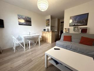 Studio Charmant avec Piscine, Ski au Pied et Parking à La Salle-les-Alpes - FR-1-330F-115 - Serre Chevalier - 9
