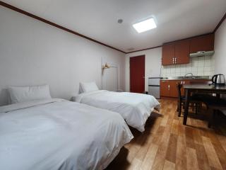 Sorak Hostel - 7