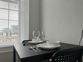 Cosy and Comfortable Flat - Barnsley - 3