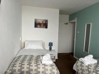 Cosy and Comfortable Flat - Barnsley - 4