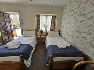 The Ship Inn - Oundle - 2
