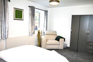 2 Bed Bungalow - Enclosed Garden - Wheel Chair Acc - Rotherham - 1