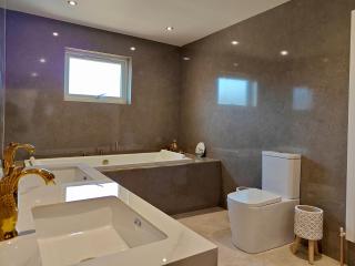 3 Bed in Shanklin 92053 - Shanklin - 6