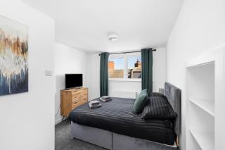 Wild Berry Stays - Baltic Street - Montrose - 0