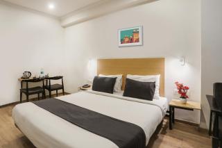 Townhouse Rajdhani Residency - Surūrnagar - 0