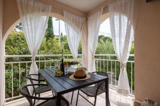 Apartments Meter - Postira - 9