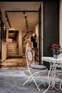 1926 La Galerie Boutique Art Suites - 4