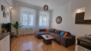 Adam Apartment - Budapest - 9