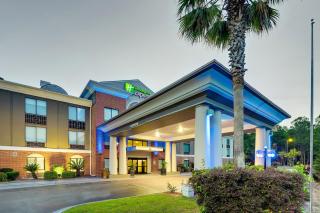 Holiday Inn Express Hotel & Suites Hinesville by IHG - Hinesville - 0