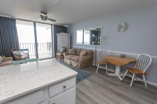 ROYAL GARDEN RESORT 705 condo - Myrtle Beach - 4