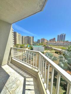Modern Apartment with City Views - 8