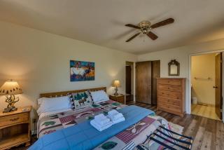 Pet Friendly Grizzly Blair Lodge Cabin - 2