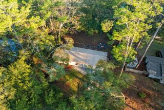 Peaceful Retreat Pet-Friendly 5 mins to Shands & UF - Gainesville - 0
