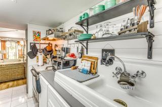 Walk to Ocean, Eats and Shops Myrtle Beach Condo - Myrtle Beach - 4