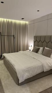 Dark Hotel Apartments - Quai - 7
