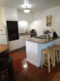 High Grade - Affordable, Near Mendenhall Glacier, Trails, and Conveniences -DISCOUNT ON TOURS! - 0