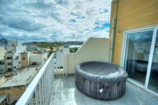 Luxury penthouse with sun terrace & jacuzzi RJOR1-1 - Gżira - 8