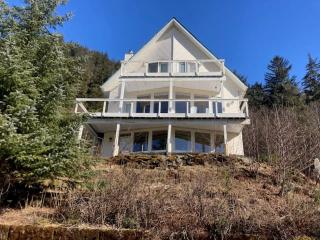 Home on the Hill at Kelli Creek - Juneau - 0