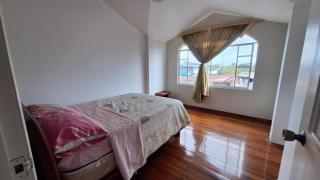 Hermosa casa para familia - Puyo - 5