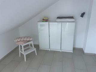 Trade fair & vacation apartment with balcony near university hospital - Bona - 5