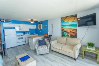 ROYAL GARDEN RESORT 511 condo - Myrtle Beach - 4