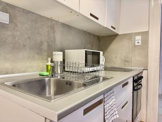 Standard Apartment by Hi5- Dob street - Budapest - 4