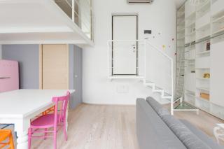 GuestHost - Milano Cosy Studio on 2 levels! - 2