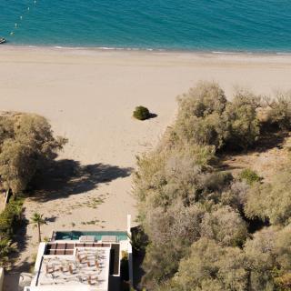 Dyo Beach Suites - 8