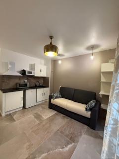 studio centre ville - Narbona - 3